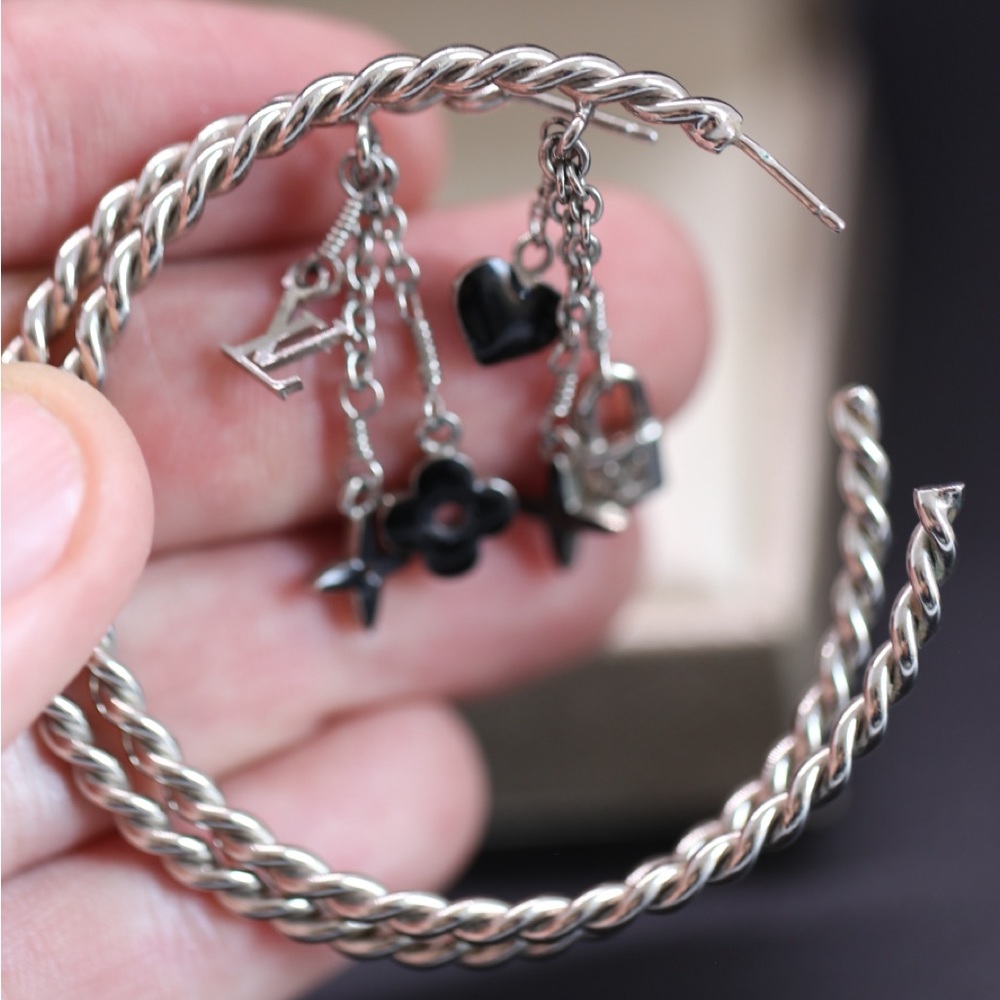 Louis Vuitton Hoops - Picture 4 of 13